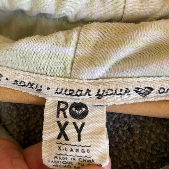 Roxy half-zip hoodie with drawstrings, Size XL - Picture 4 of 5